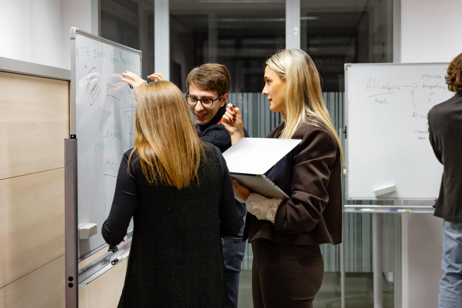 4 12 doktorski EF gubancfoto 0059