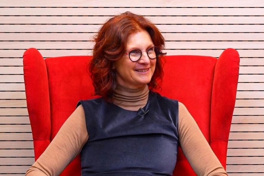 Alenka Repič in the 79th episode of the Alumni Connect podcast