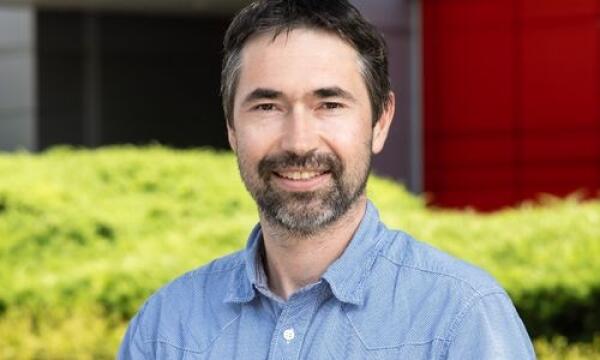 Luka Tomat dogodek Alumni EF