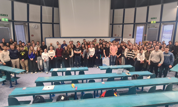 Group photo in the Blue hall. 