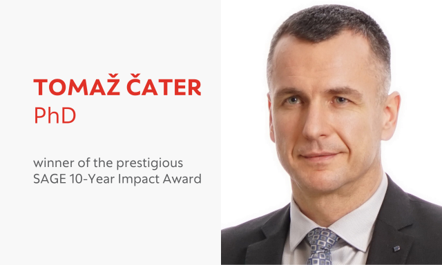 Business portrait of Professor Dr Tomaž Čatr with the inscription “Winner of the prestigious SAGE 10-Year Impact Award”