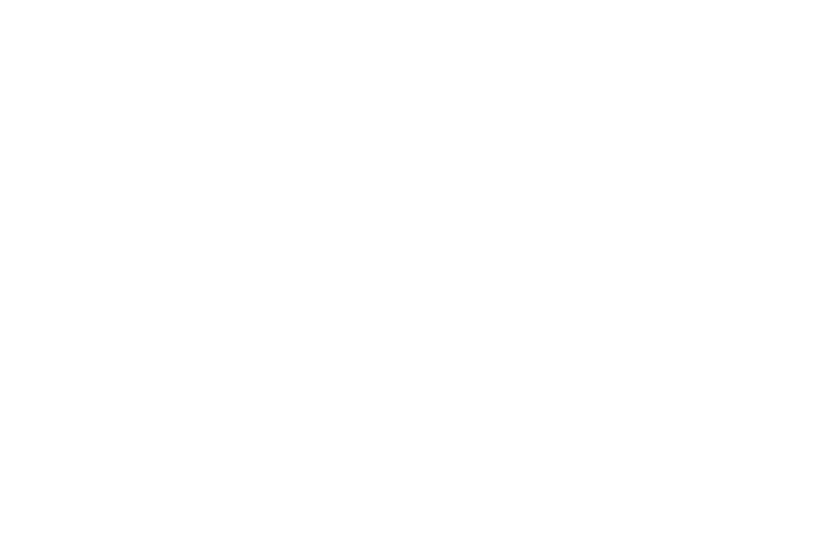Logotipi Univerze v Ljubljani, slovenskega ministrstva za izobraževanje, kampanje »I feel Slovenia« in Evropske unije, ki simbolizirajo sodelovanje.