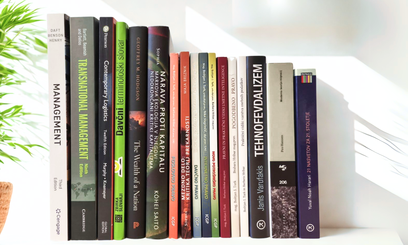 Photograph of new arrivals at CEK Library arranged on a shelf