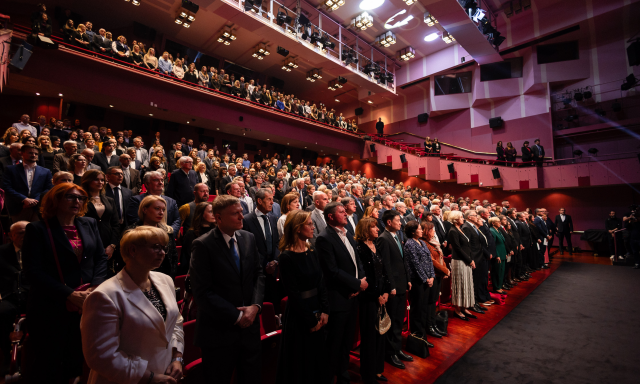 slavnostna akademija 80   Desktop