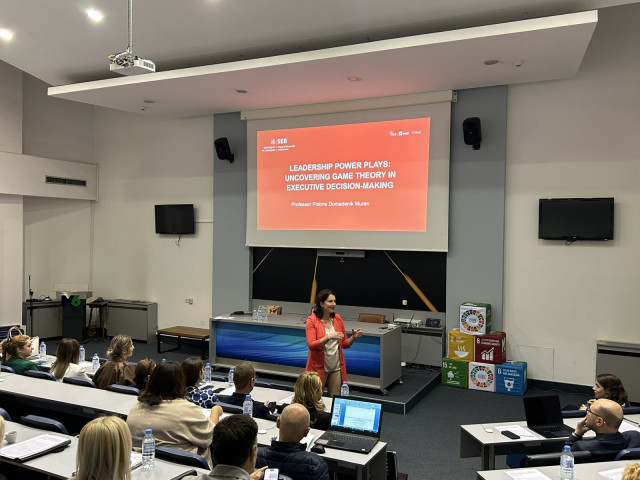 Prof. dr. Polona Domadenik Muren izvedla enodnevni seminar za več kot šestdeset podjetij v Severni Makedoniji